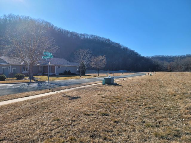 576 Cedar Drive, Lake City, MN 55041