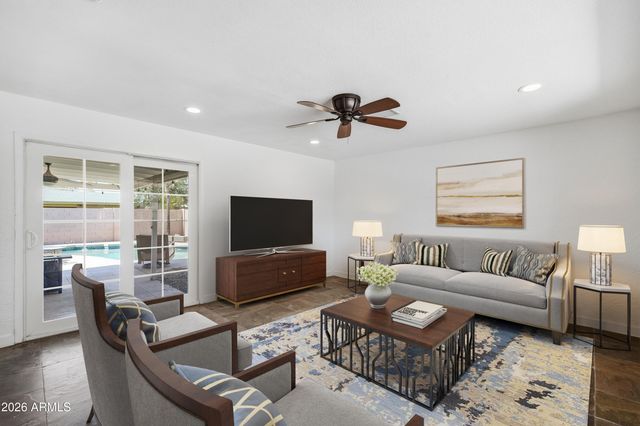 8307 E CLARENDON Avenue, Scottsdale, AZ 85251