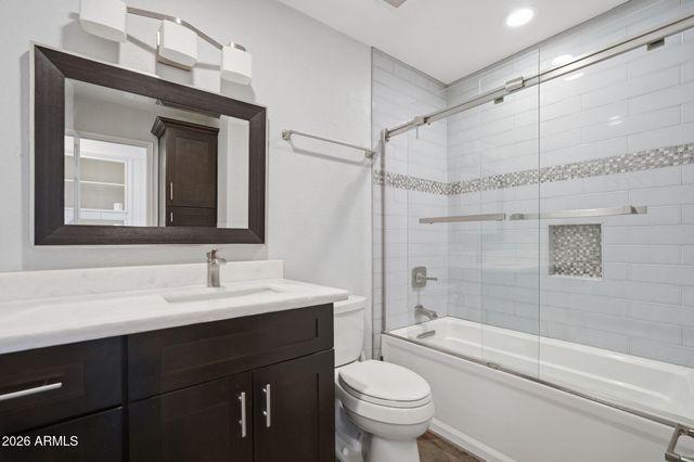 8307 E CLARENDON Avenue, Scottsdale, AZ 85251