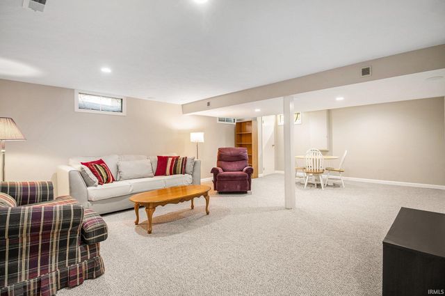 54160 Forest Grove Avenue, Elkhart, IN 46514