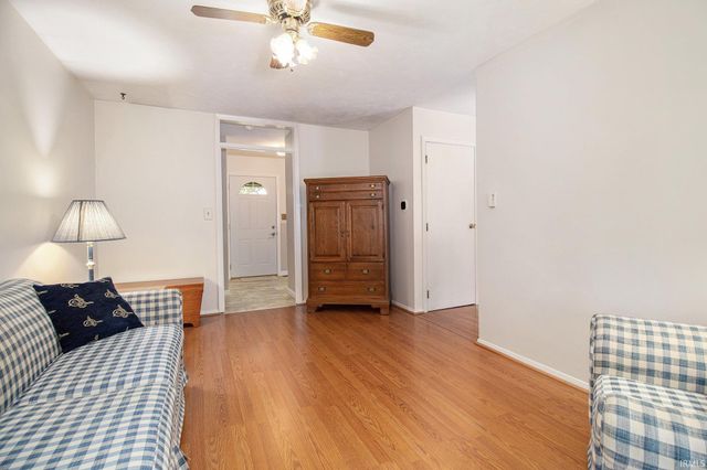 54160 Forest Grove Avenue, Elkhart, IN 46514