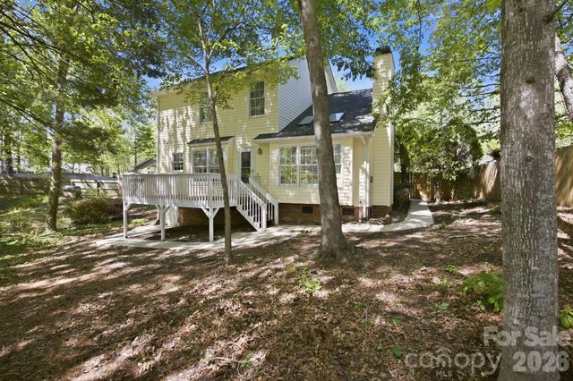 110 Southwick Court, Fletcher, NC 28732