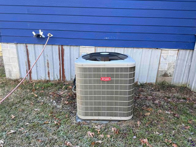 4487 Dixon Rd, Lizella, GA 31052