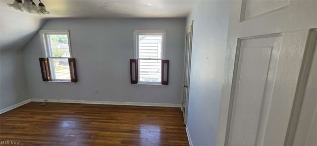 1111 Gordon Road, Lyndhurst, OH 44124