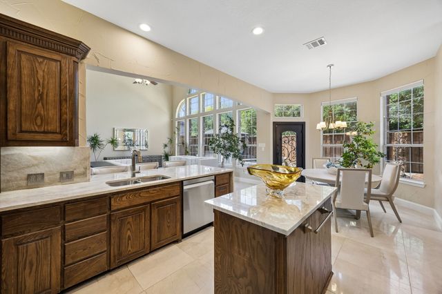 9033 Jasmine Lane, Irving, TX 75063