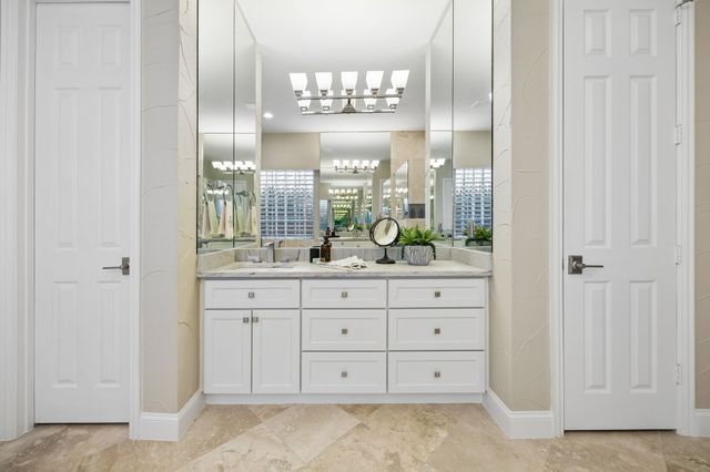 9033 Jasmine Lane, Irving, TX 75063