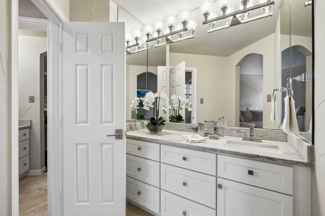 9033 Jasmine Lane, Irving, TX 75063