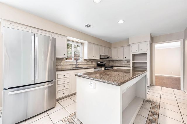 12302 Piping Rock Drive, Houston, TX 77077