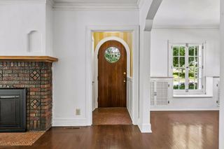 1736 Hillcrest Avenue, Saint Paul, MN 55116