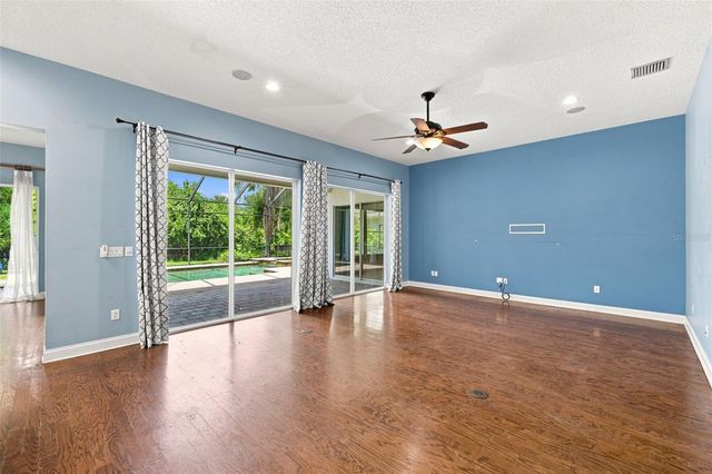 21201 SKY VISTA DRIVE, Land O Lakes, FL 34637