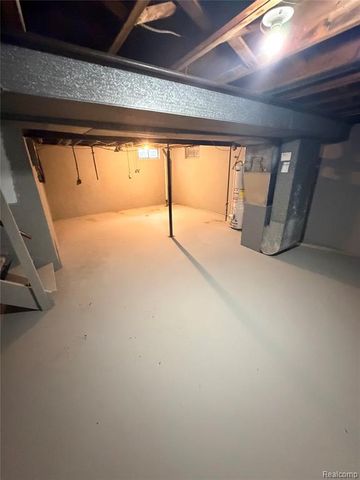 3709 Evergreen Parkway, Flint, MI 48503