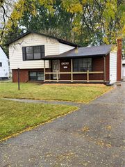 3709 Evergreen Parkway, Flint, MI 48503