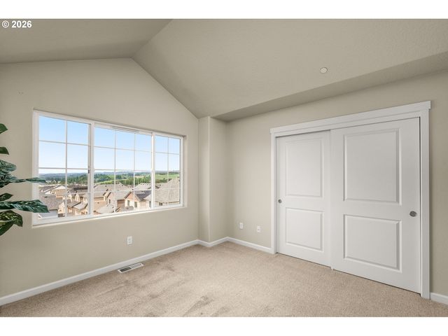 7364 Nw ELISE Ave, Portland, OR 97229