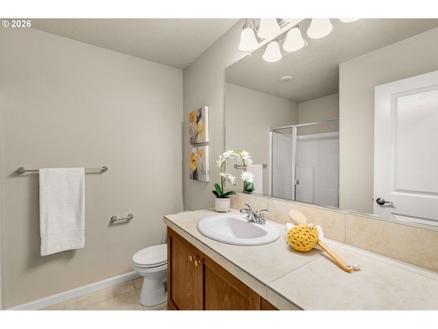 7364 Nw ELISE Ave, Portland, OR 97229