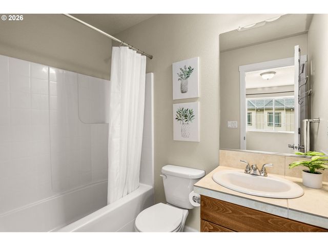 7364 Nw ELISE Ave, Portland, OR 97229