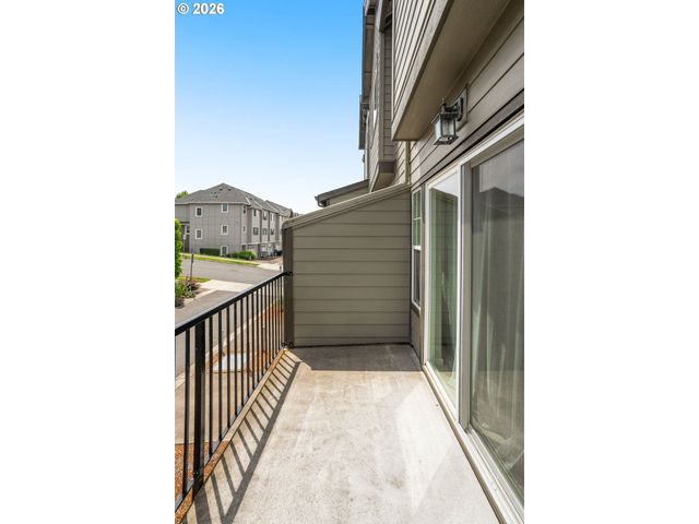 7364 Nw ELISE Ave, Portland, OR 97229