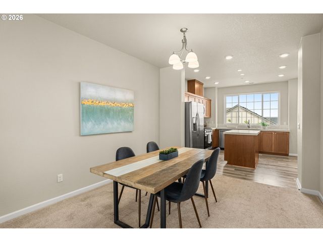 7364 Nw ELISE Ave, Portland, OR 97229