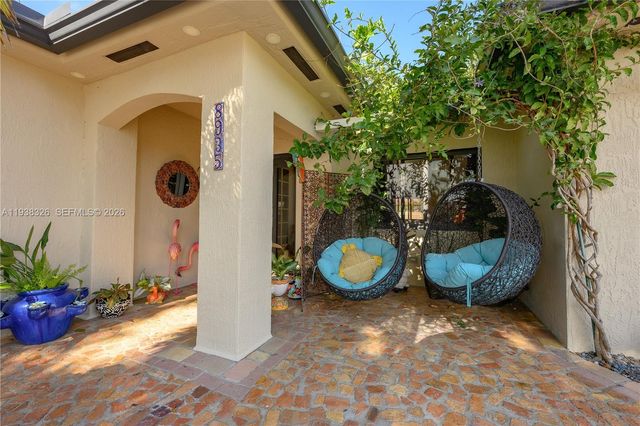 8935 NW 164th St, Miami Lakes, FL 33018