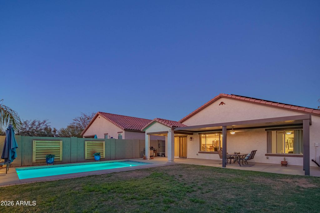 Image 12 of property listing at 26770 N 174TH Lane, Surprise, AZ 85387