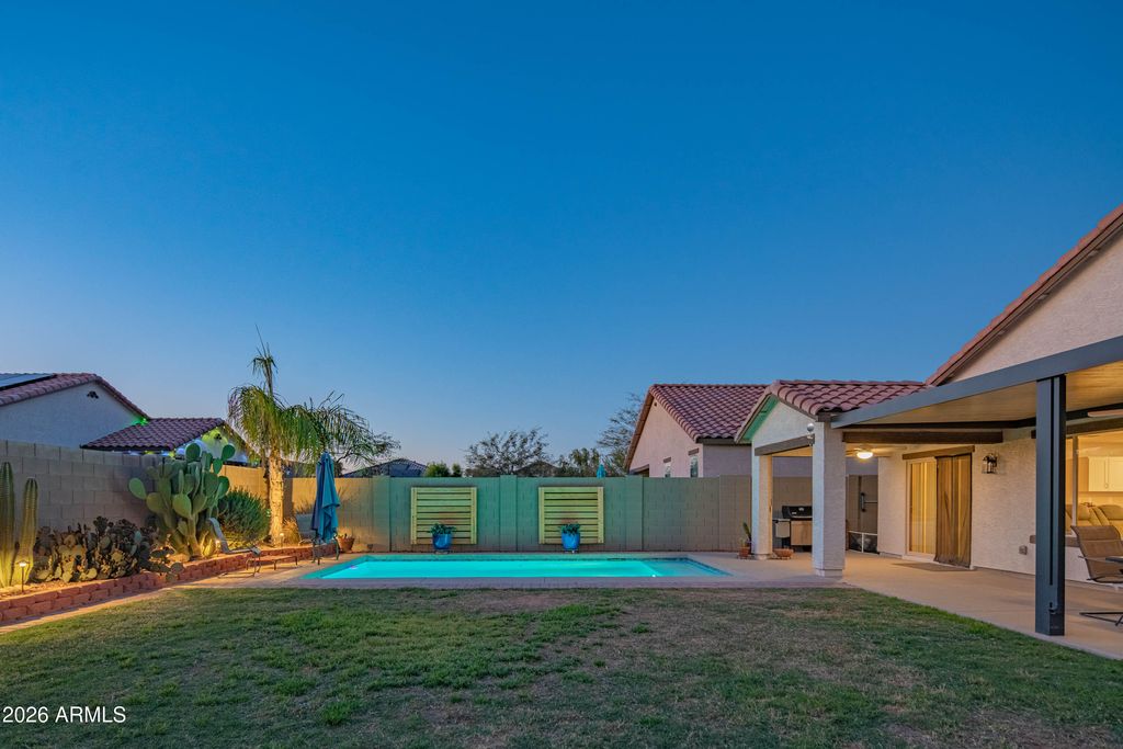 Image 13 of property listing at 26770 N 174TH Lane, Surprise, AZ 85387