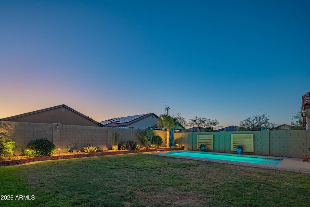 Image 16 of property listing at 26770 N 174TH Lane, Surprise, AZ 85387