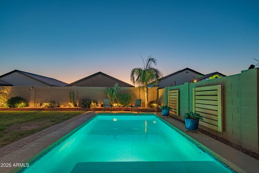 Image 9 of property listing at 26770 N 174TH Lane, Surprise, AZ 85387