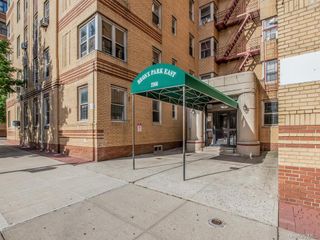 2166 Bronx Park E 6D, Bronx, NY 10462