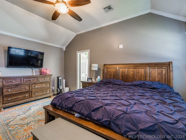 8916 E 105th Street North, Owasso, OK 74055