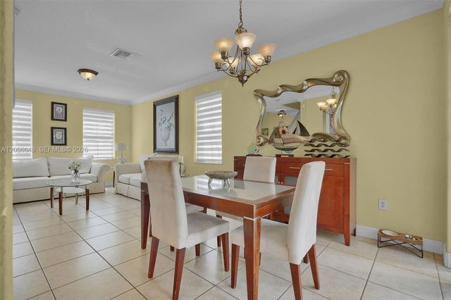 6114 SW 158th Pass, Miami, FL 33193