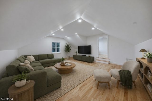 29 Bracken Hill Rd, Hardyston Twp., NJ 07419