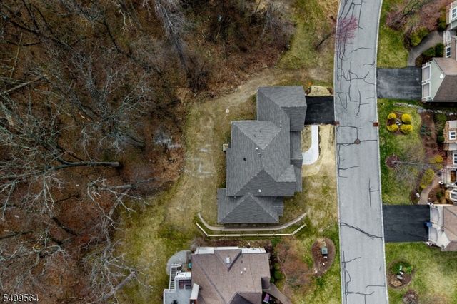 29 Bracken Hill Rd, Hardyston Twp., NJ 07419