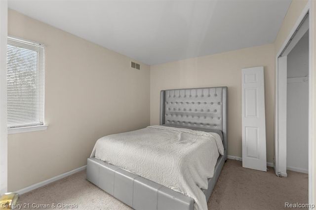25274 Christina Drive, Brownstown, MI 48134
