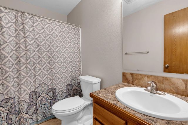 1028 Bedell Rd, Augusta, KS 67010