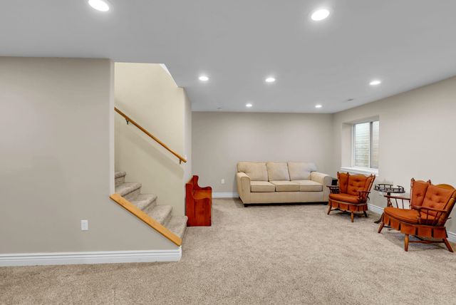 1028 Bedell Rd, Augusta, KS 67010