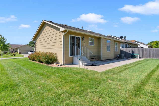 1028 Bedell Rd, Augusta, KS 67010