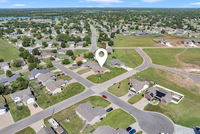 1028 Bedell Rd, Augusta, KS 67010