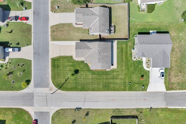 1028 Bedell Rd, Augusta, KS 67010