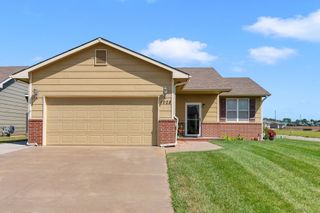 1028 Bedell Rd, Augusta, KS 67010