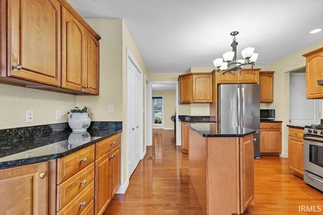 3907 E Breckenmore Drive, Bloomington, IN 47401