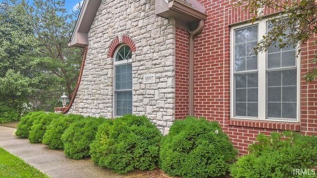 3907 E Breckenmore Drive, Bloomington, IN 47401
