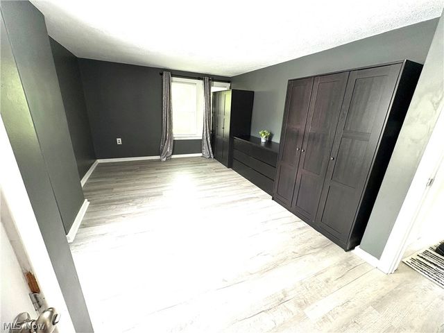 135 Overbaugh Avenue, St Clairsville, OH 43950