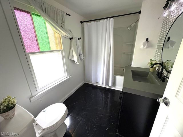 135 Overbaugh Avenue, St Clairsville, OH 43950