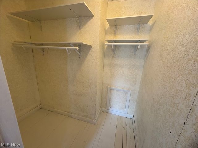 135 Overbaugh Avenue, St Clairsville, OH 43950