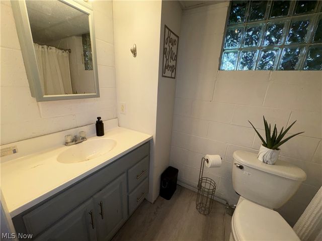 135 Overbaugh Avenue, St Clairsville, OH 43950