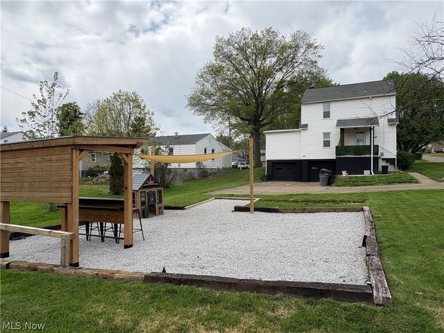 135 Overbaugh Avenue, St Clairsville, OH 43950