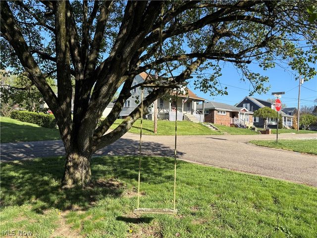 135 Overbaugh Avenue, St Clairsville, OH 43950