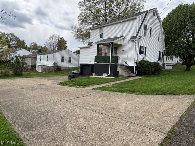 135 Overbaugh Avenue, St Clairsville, OH 43950