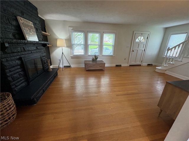 135 Overbaugh Avenue, St Clairsville, OH 43950