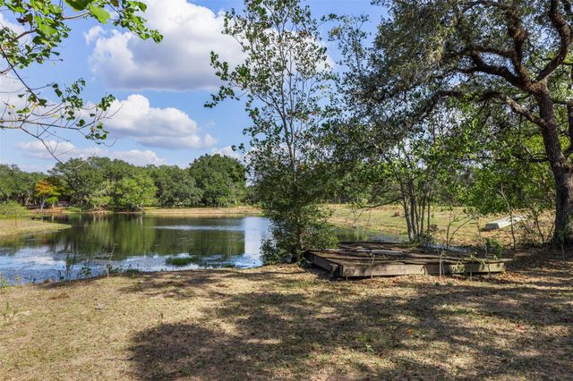 1141 Reeves Road, Garwood, TX 77442