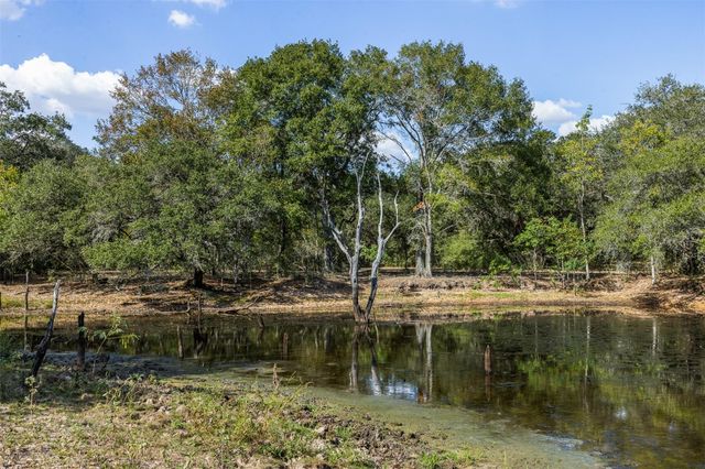 1141 Reeves Road, Garwood, TX 77442